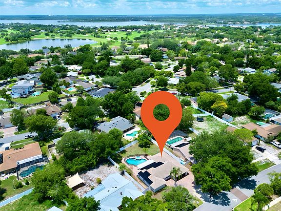 3rd image of 8608 Sandberry Blvd