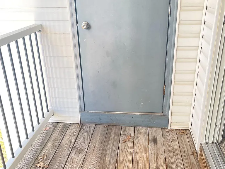 434 Waterford Dr — Photo 10