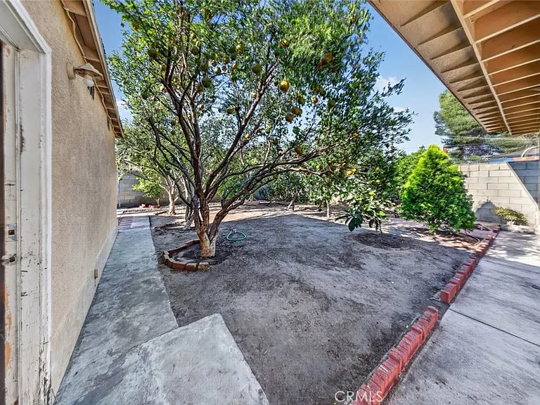 11407 Delano St — Photo 39