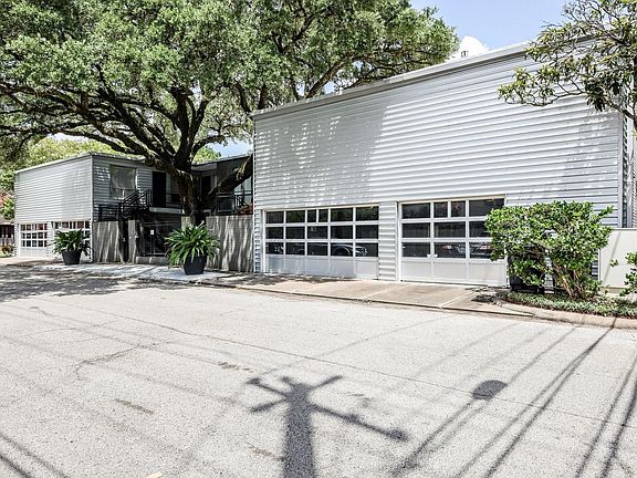 5th image of 1219 Banks St APT 1