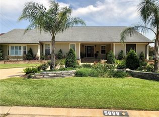 5899 Bellaire Dr, New Orleans, LA 70124