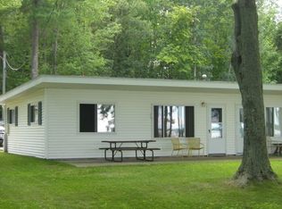 11094 Kings Point Resort Rd, Alanson, MI 49706