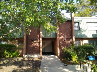 506 Meadowview Ln #506, Mont Clare, PA 19453