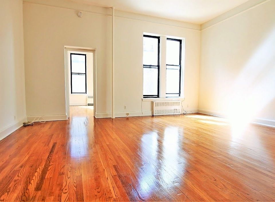 1st image of 138 W 92nd St APT 2R