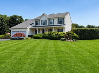 4 Acacia Ave, Robbinsville, NJ 08691