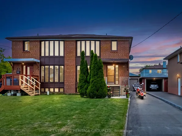 19 Lantos Ct, Toronto, ON M3M 1G3
