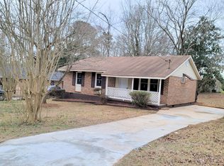 217 Essex Dr, Jonesboro, GA 30238