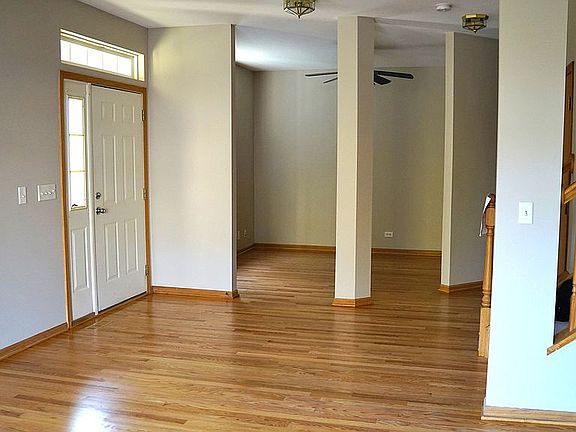 5th image of 170 Neutrenton Ave