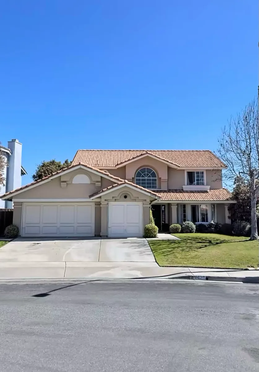 Building Photo - 3929 Stanford Dr
