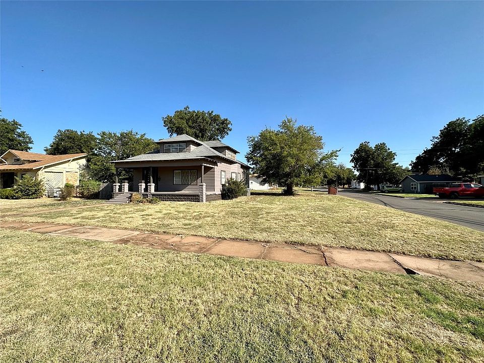 621 E Commerce St, Altus, OK 73521 MLS 1079209 Zillow