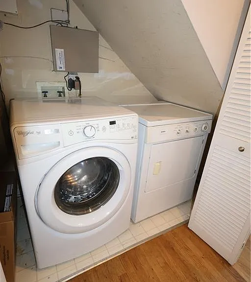 285 Oxford Pl NE #1 — Photo 6