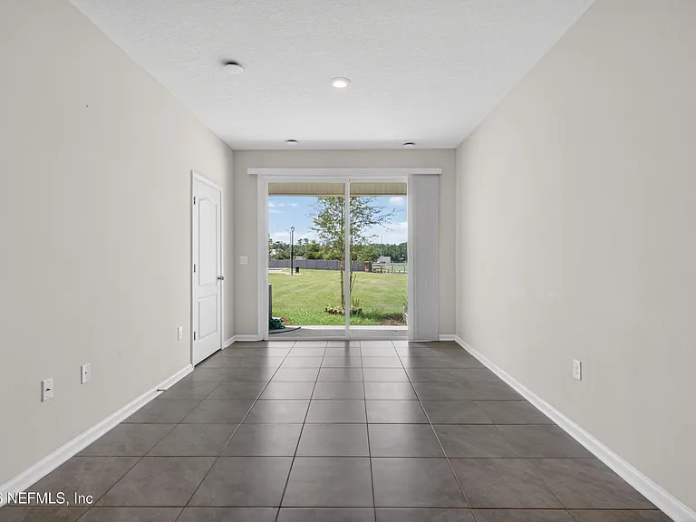 8210 Larose Rd — Photo 11