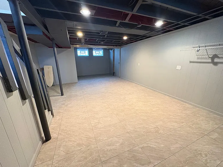 2625 Walnut St — Photo 17