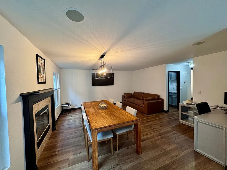 2056 Pinion Springs Dr — Photo 6