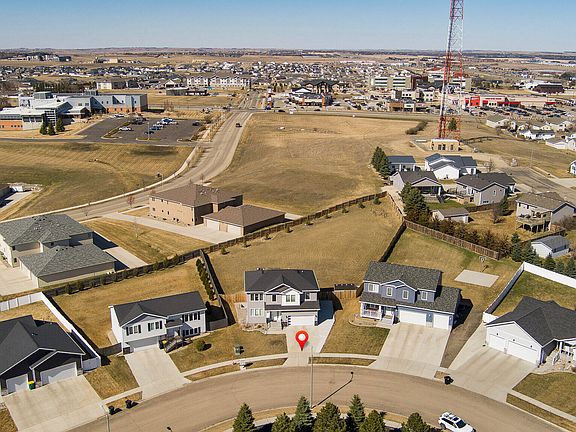 3rd image of 3936 Lone Peak Dr