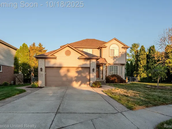 33681 Elmira Ct, Livonia, MI 48150