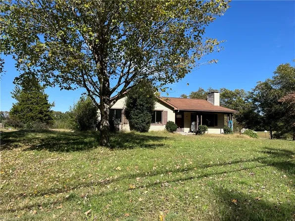 2138 Michael Rd, Lexington, NC 27295