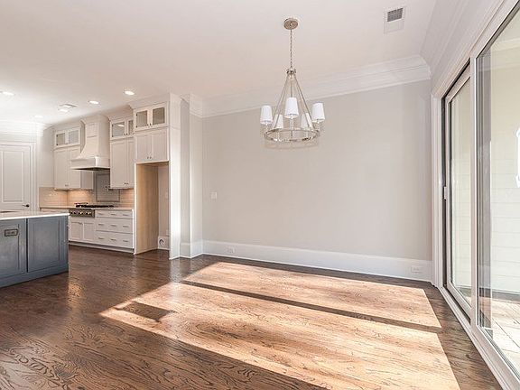 The Linville - Dining Room