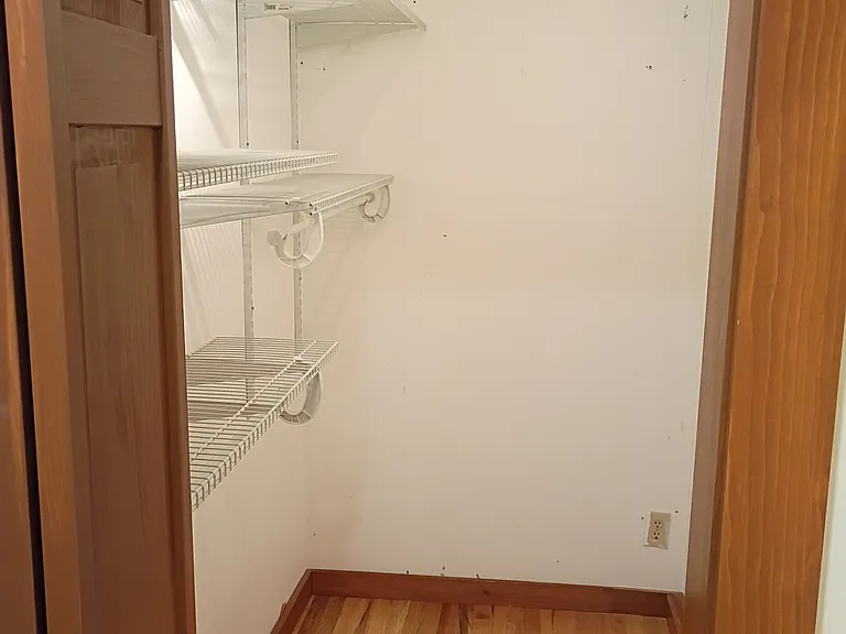 118 Park Ln #B — Photo 11