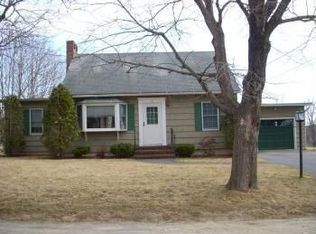18 Labbe Ave, Lewiston, ME 04240