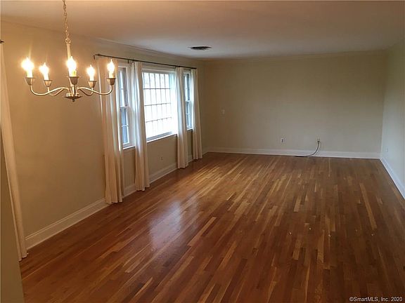 4th image of 94 Heritage Hill Rd APT C