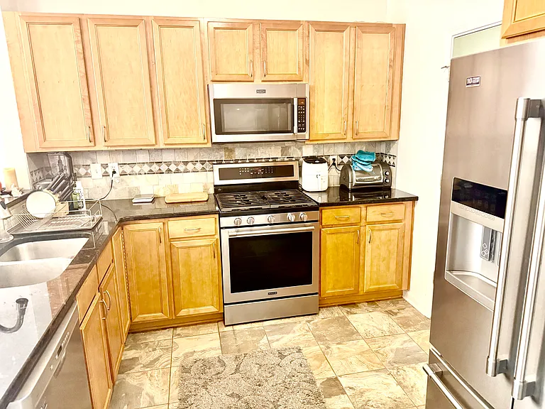 138 Creekwood Dr — Photo 8