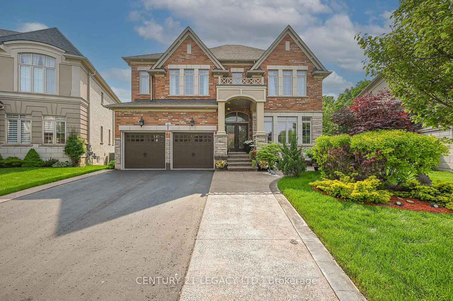 34 Cannington Cres photo 1