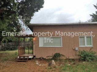 1840 1/2 J St, Springfield, OR 97477