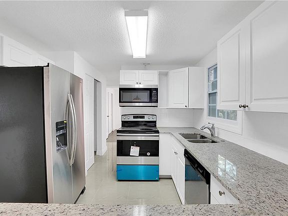 3rd image of 4820 86th Ave