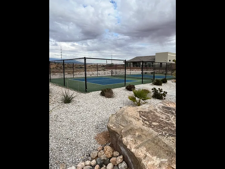 3111 E Photinia Dr — Photo 23