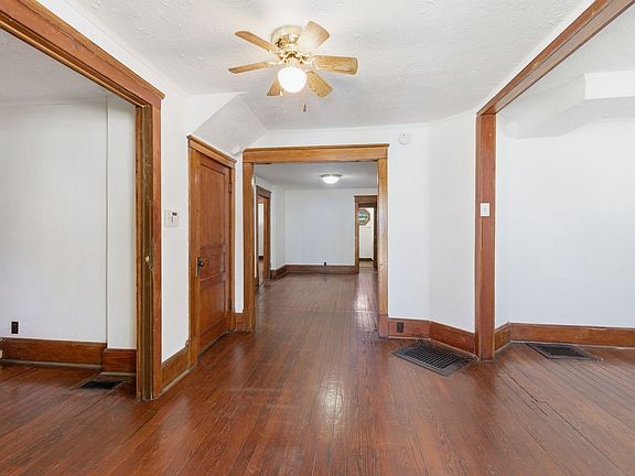 2nd image of 113 Rayon Dr