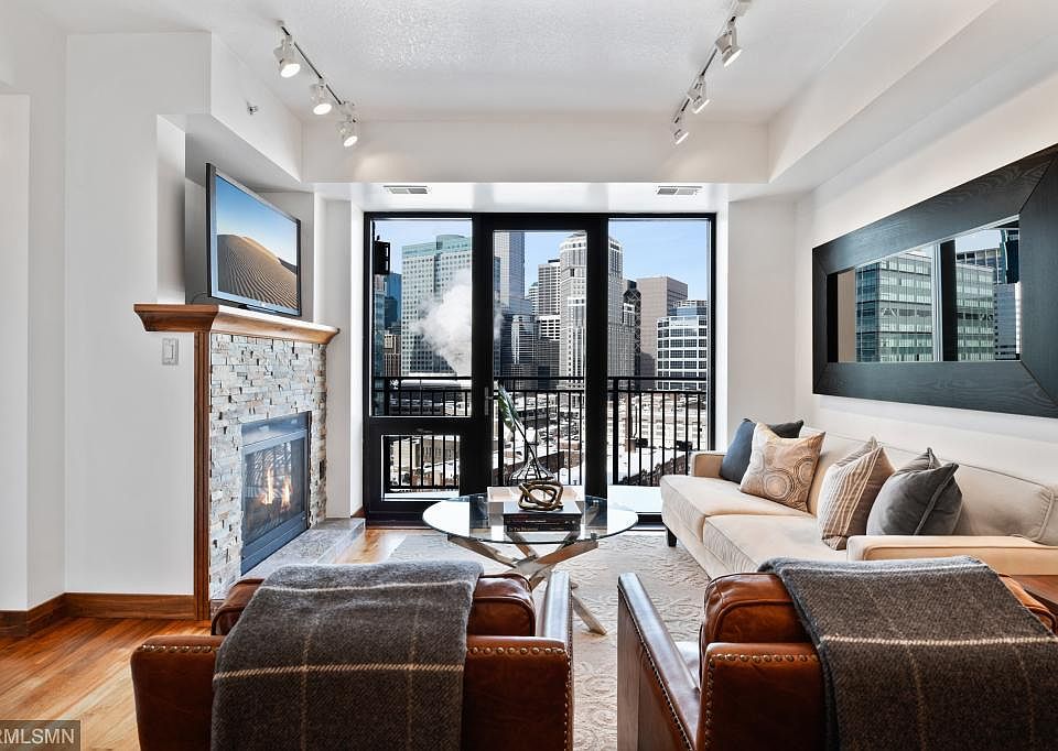 1st image of 500 Grant St E #1108
