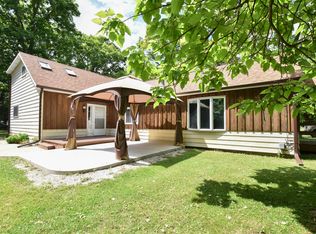 7936 Mehring Rd, Wind Lake, WI 53185