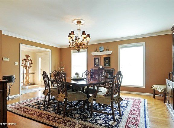 3rd image of 1904 Sprucewood Ct