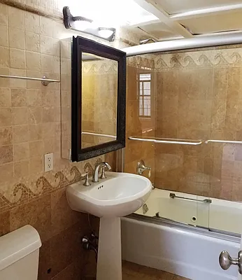 Rented by Lilia Anastasiadis, LREB | media 80