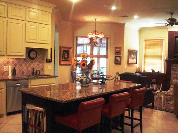4th image of 173 Saint Ives Dr