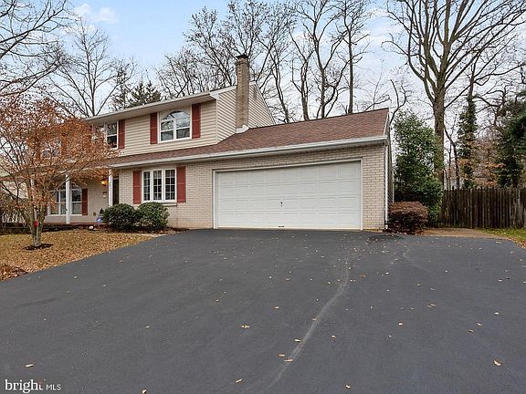 2nd image of 2311 Mousley Pl