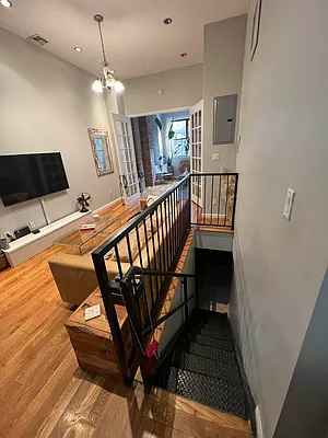 Rented by Brooklyn Group | media 10
