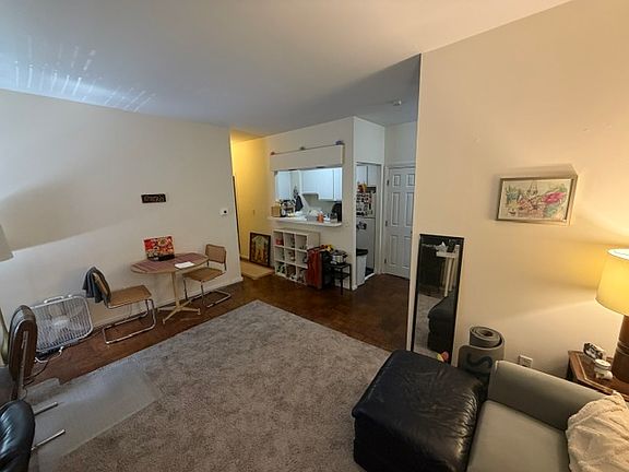 4th image of 27 Bowdoin St APT 2A