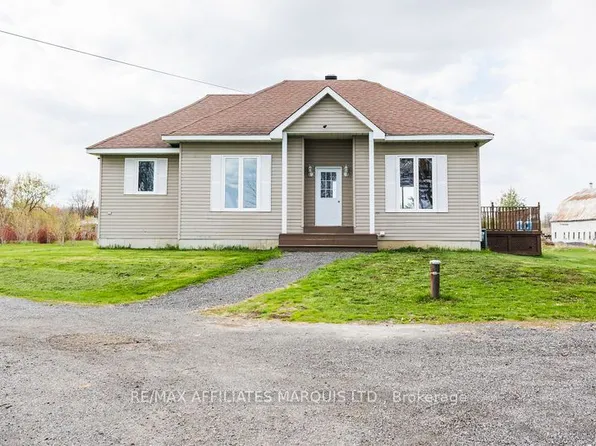 19249 County Road 2 Rd, South Glengarry, ON K0C 2E0