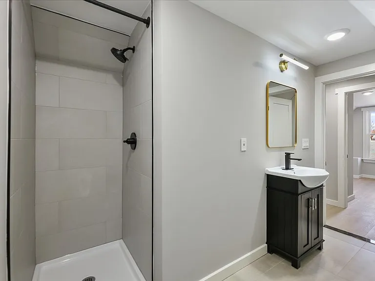 143 Johnston Ave — Photo 25