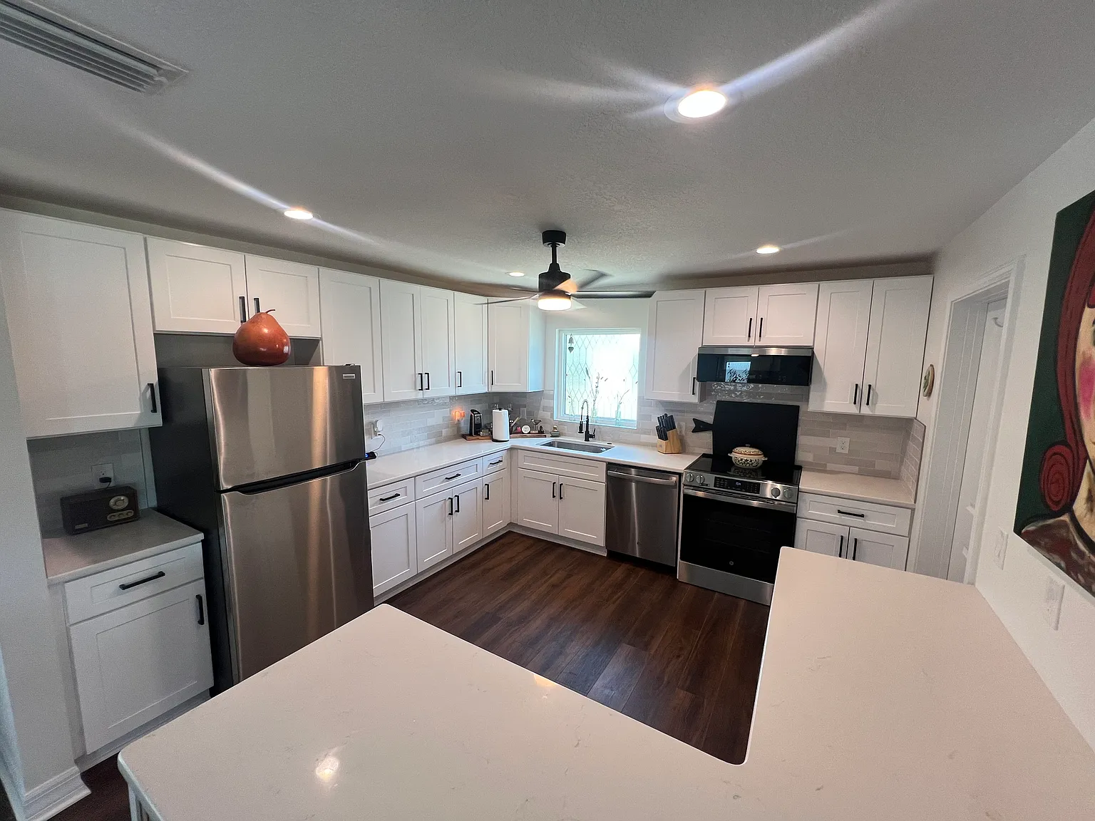 3 bed, 1445 sqft, $3,500 — Photo 4