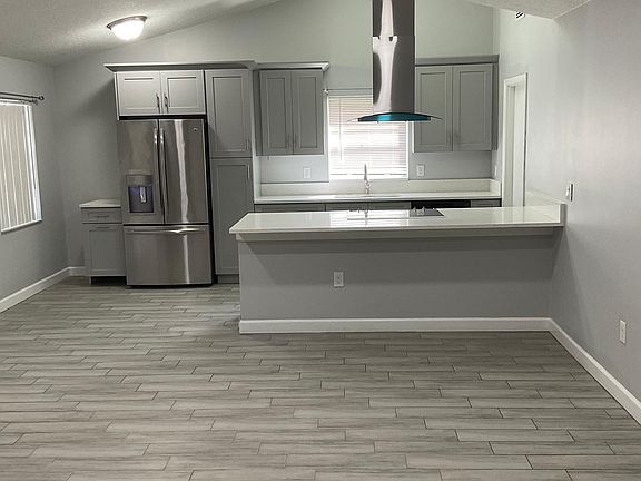 5th image of 1309 Cypress Arbor Pl