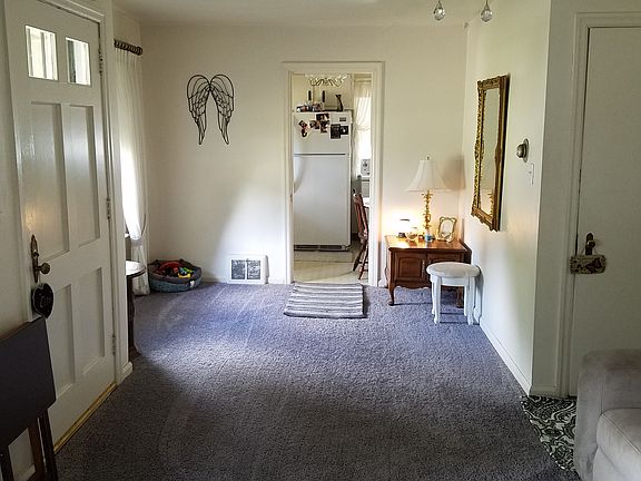 5th image of 2904 Columbus Ave