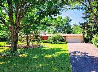 1413 Algoma St, New London, WI 54961