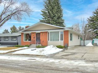 487 N Arlington Dr SE, Calgary, AB T2H1S4