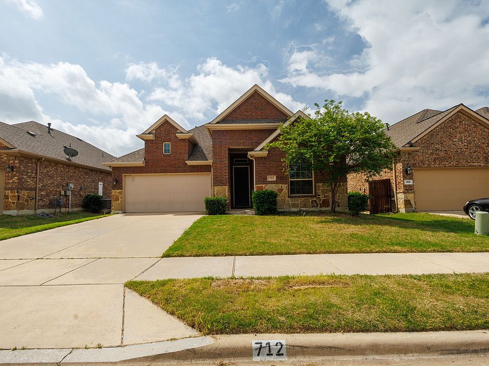1st image of 712 Lake Sierra Way