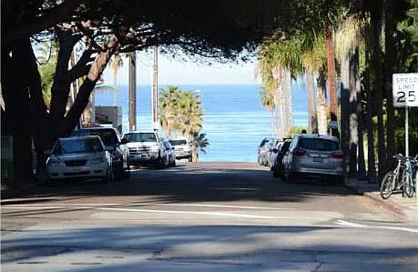 6455 La Jolla Blvd — Photo 2