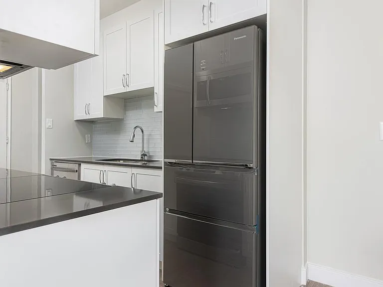 115 Dowling Ave #101 — Photo 22