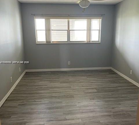 4th image of 950 Hillcrest Dr APT 506